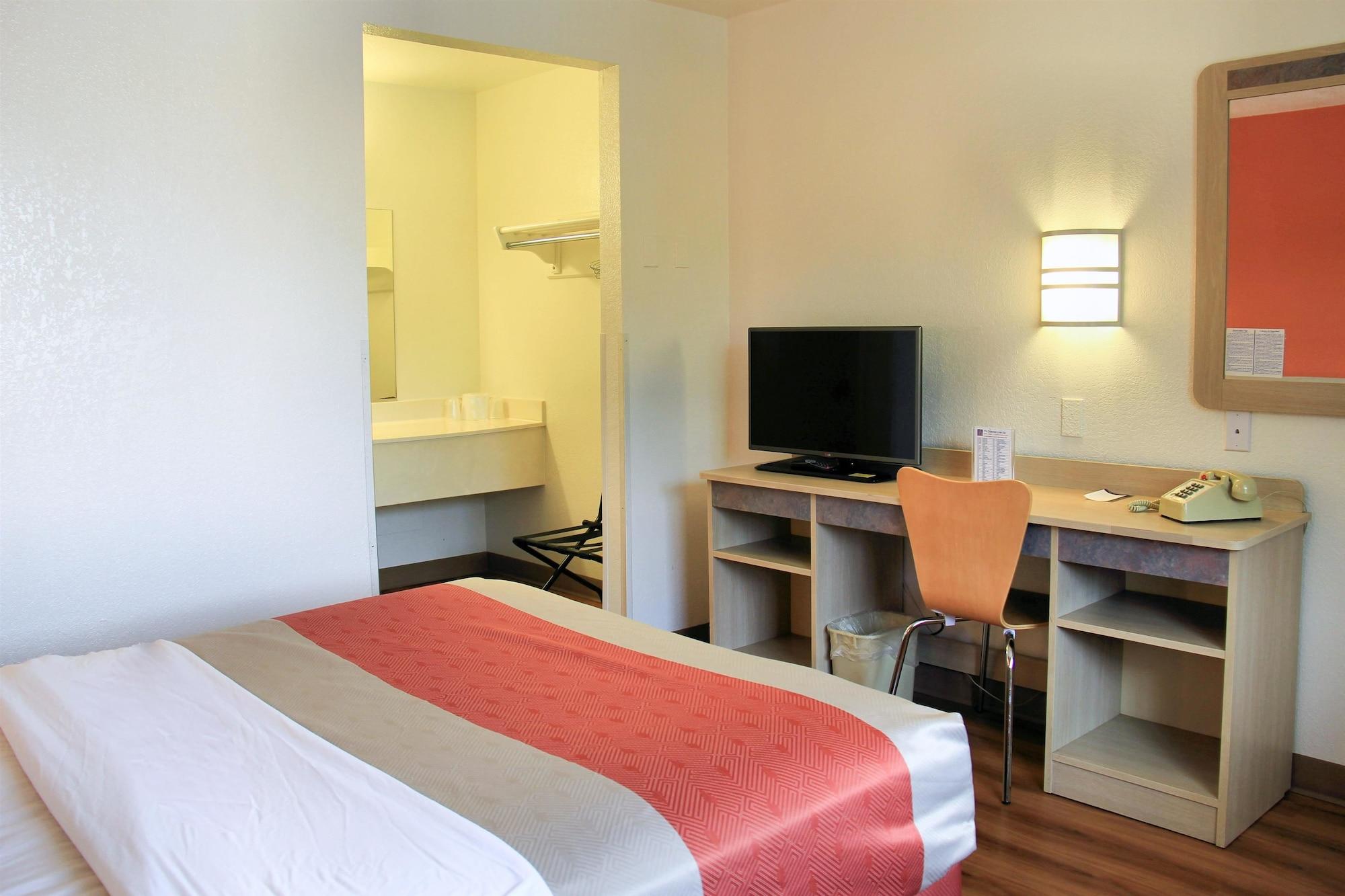 Motel 6-Enfield, Ct - Hartford Dış mekan fotoğraf